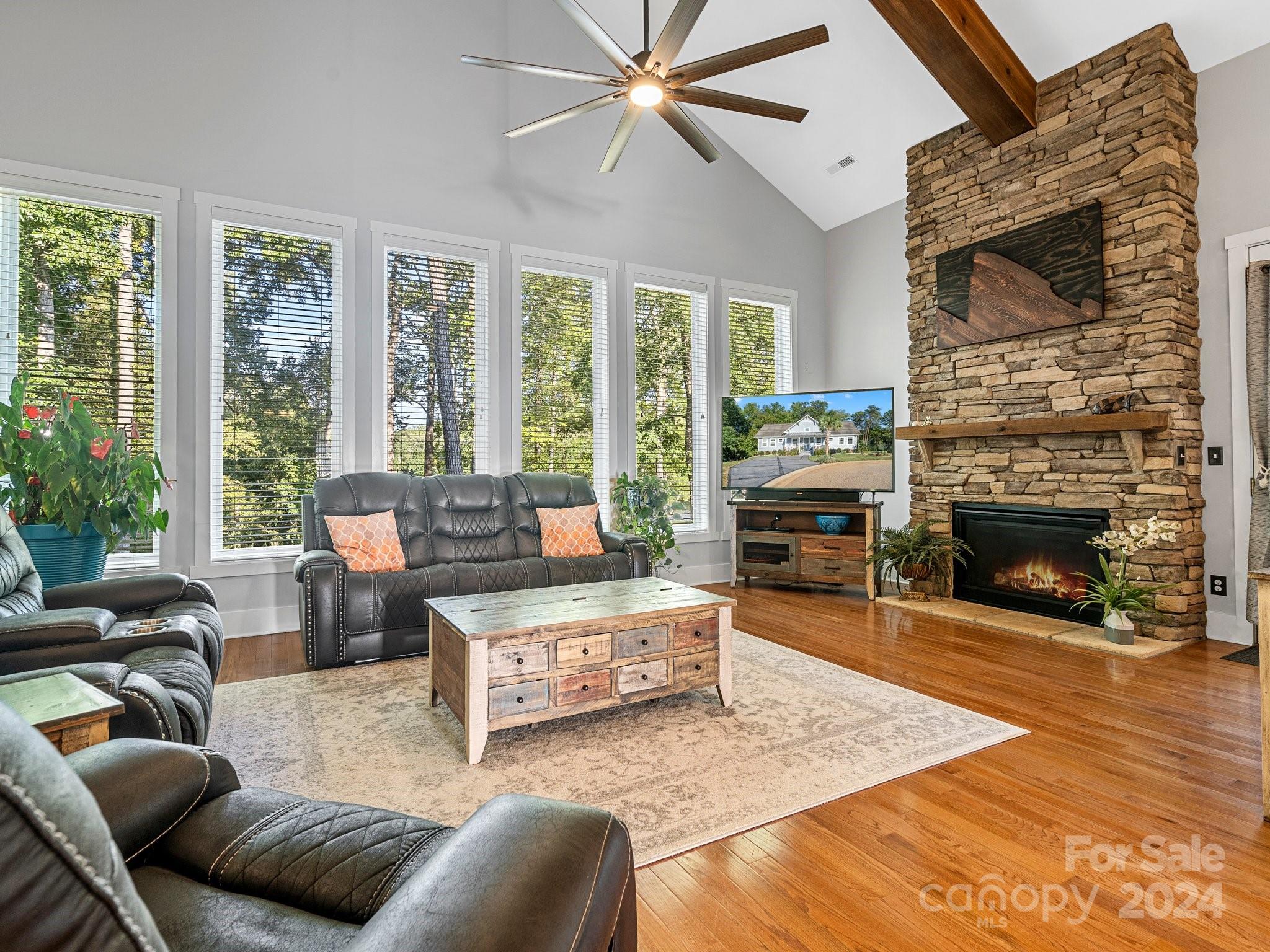30123 Turtle Point Court Lancaster, SC 29720 - Photo 5 of 31 Gallery Image 5