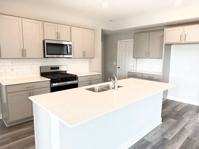 $449,990 | 931 Redfield Circle, Delano, MN 55328