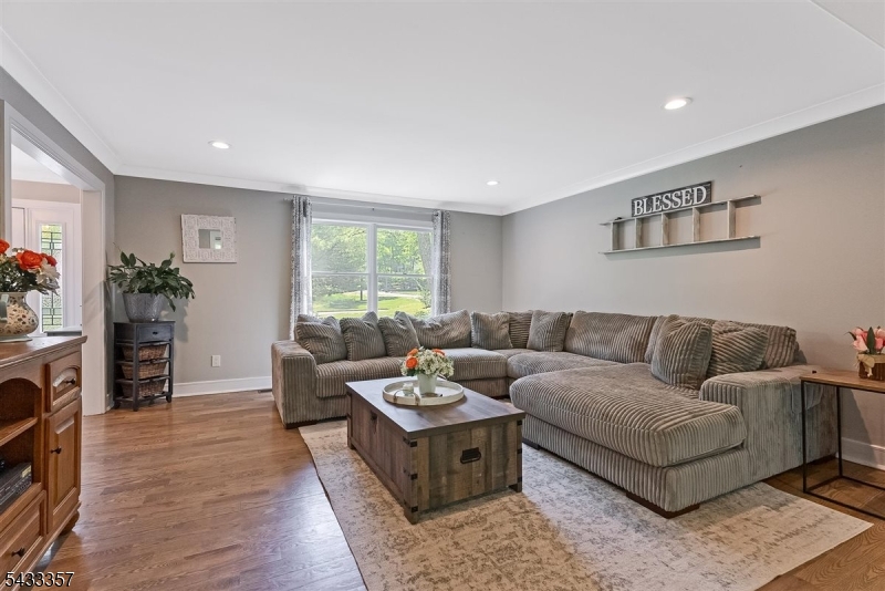 1 Waters Edge Drive Sparta, NJ 07871 - Photo 6 of 48