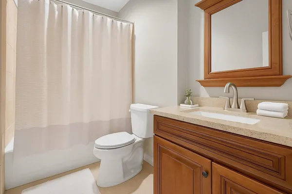 $2,750 | 6019 Winsome Lane, Unit 2, Houston, TX 77057