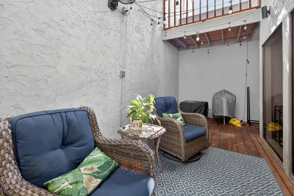 $2,750 | 6019 Winsome Lane, Unit 2, Houston, TX 77057