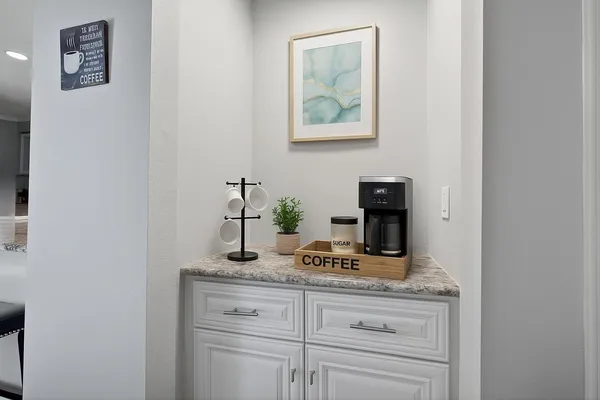 $2,750 | 6019 Winsome Lane, Unit 2, Houston, TX 77057