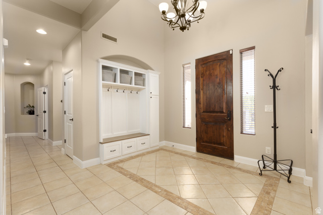 1257 West 2320 South St. George, UT 84770 - Photo 3 of 55 Entrance foyer