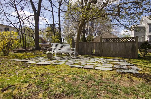 10 Arbor Road Newton, MA 02465 - Photo 18 of 20