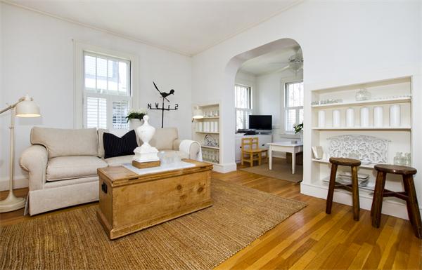 10 Arbor Road Newton, MA 02465 - Photo 3 of 20