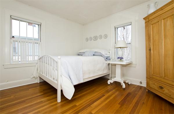 10 Arbor Road Newton, MA 02465 - Photo 9 of 20