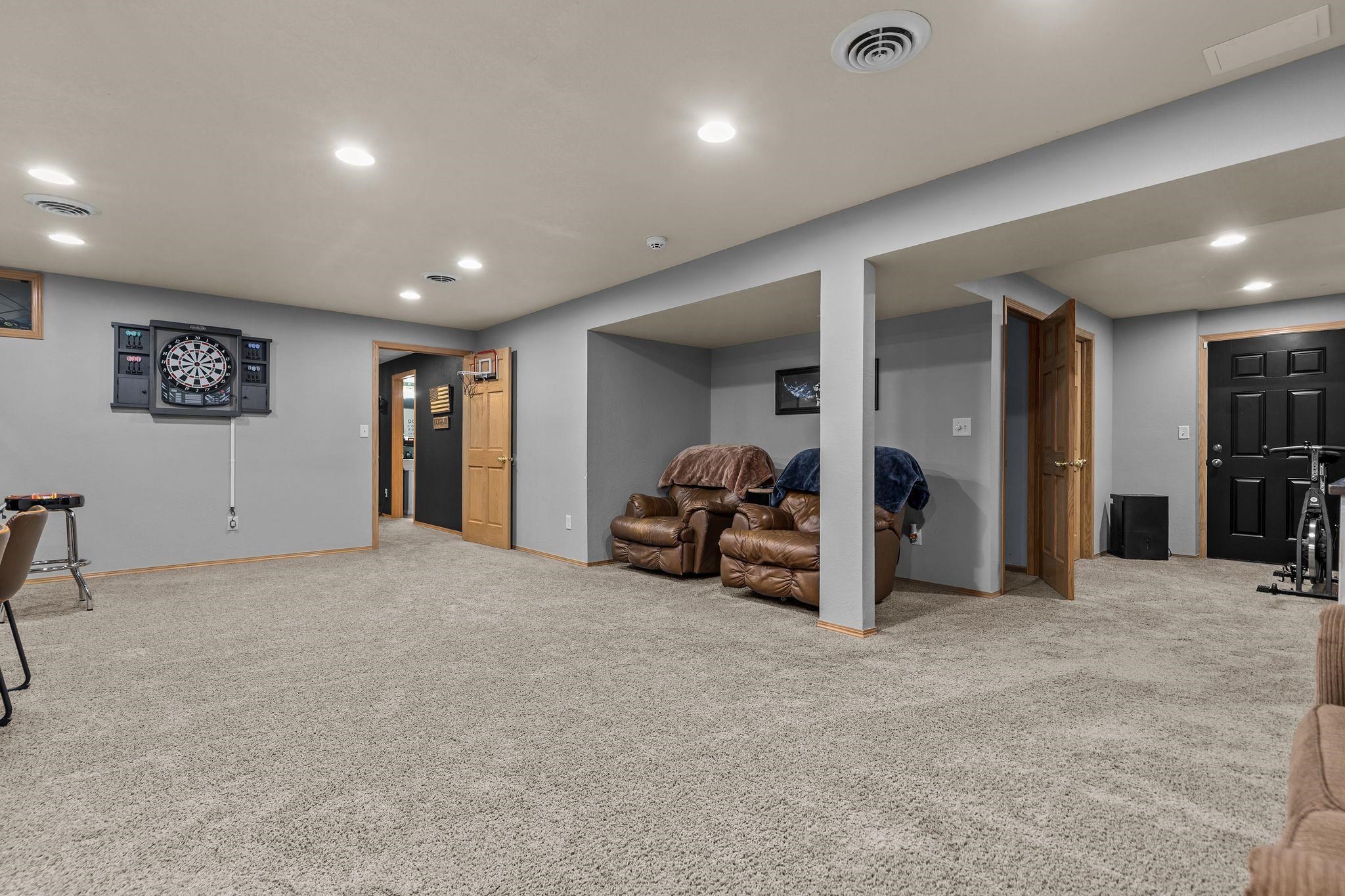 W5546 Mutzy Way Appleton, WI 54915 - Photo 37 of 66