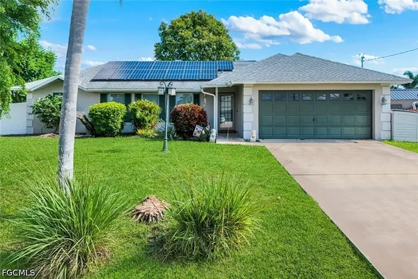 $650,000 | 1923 Southwest 26th Terrace, Cape Coral, FL 33914