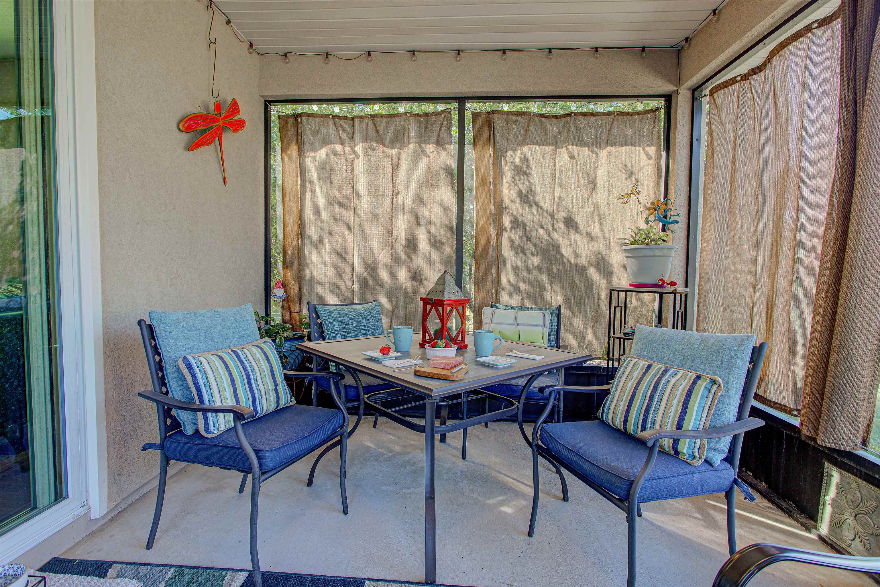 292 North Twin Maple Road St. Augustine, FL 32084 - Photo 63 of 79 a view of a livingroom with furniture and a window