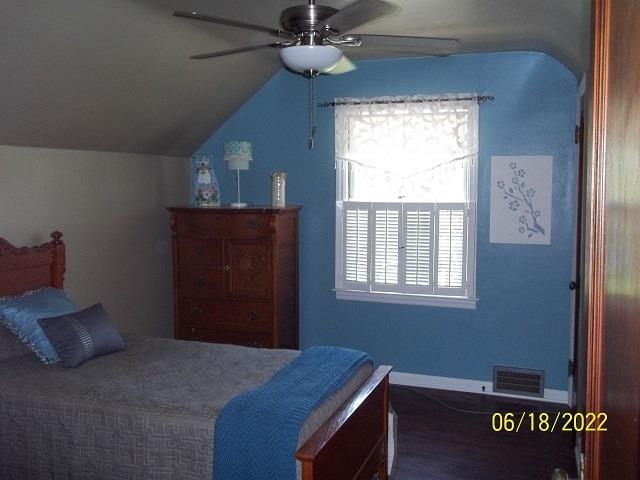 3068 Covert Road Flint, MI 48506 - Photo 19 of 26 50082802-18.JPG