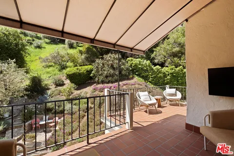 $4,375,000 | 5432 Red Oak Drive, Los Angeles, CA 90068