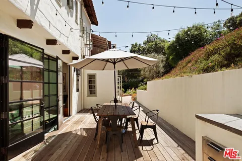 $4,375,000 | 5432 Red Oak Drive, Los Angeles, CA 90068