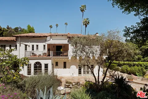 $4,375,000 | 5432 Red Oak Drive, Los Angeles, CA 90068