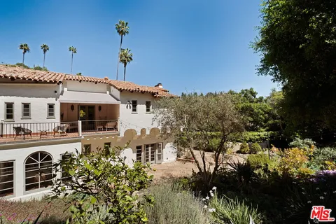 $4,375,000 | 5432 Red Oak Drive, Los Angeles, CA 90068