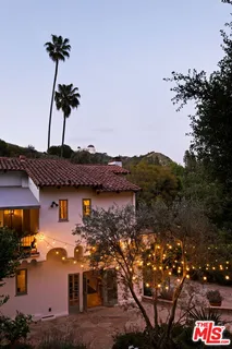 $4,375,000 | 5432 Red Oak Drive, Los Angeles, CA 90068