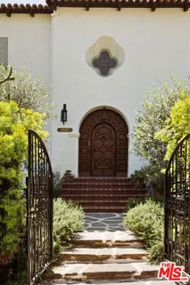 $4,375,000 | 5432 Red Oak Drive, Los Angeles, CA 90068