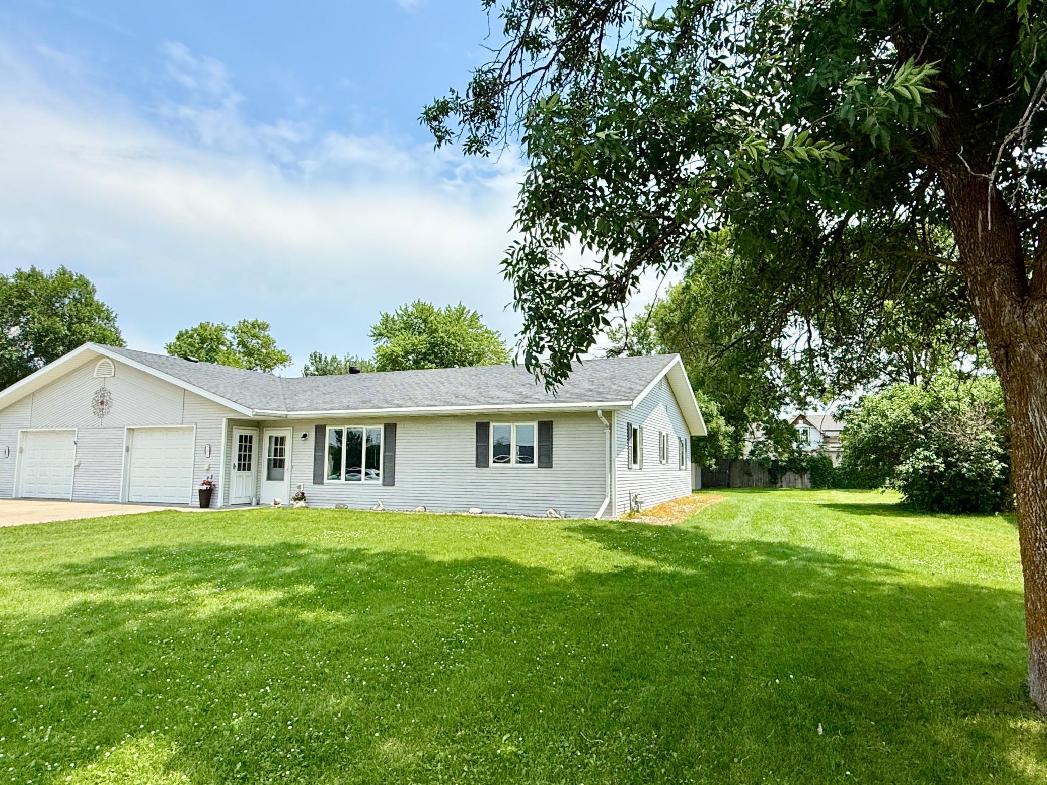 531 6th Street Audubon, MN 56511 - Photo 2 of 28