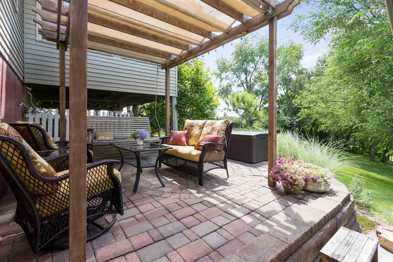 2318 Jordan Creek Road Northeast Solon, IA 52333 - Photo 26 of 43 Gallery Image 26