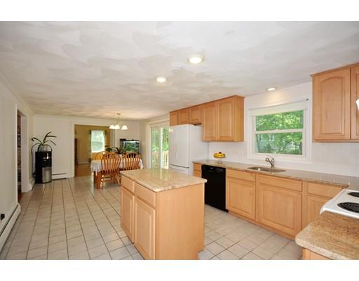 182 Davidson Road Boxborough, MA 01719 - Photo 3 of 22