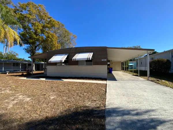 $2,250 | 7227 Southeast Swan Avenue, Hobe Sound, FL 33455