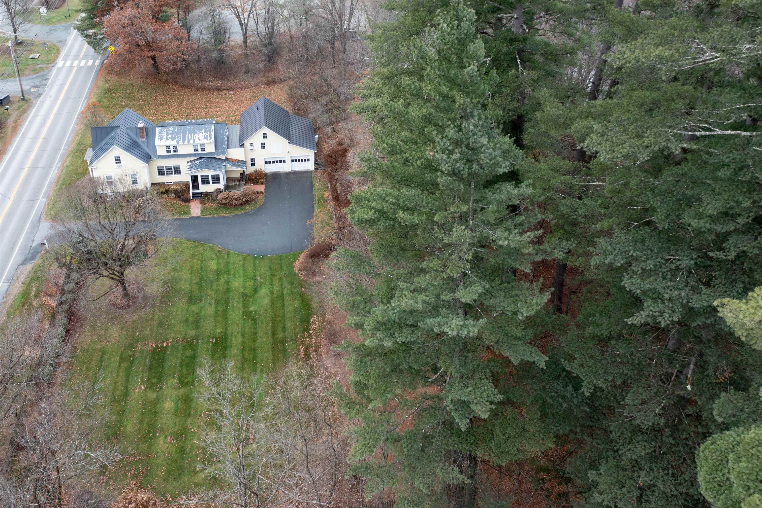 256 Barnard Road Woodstock, VT 05091 - Photo 6 of 58 Gallery Image 6