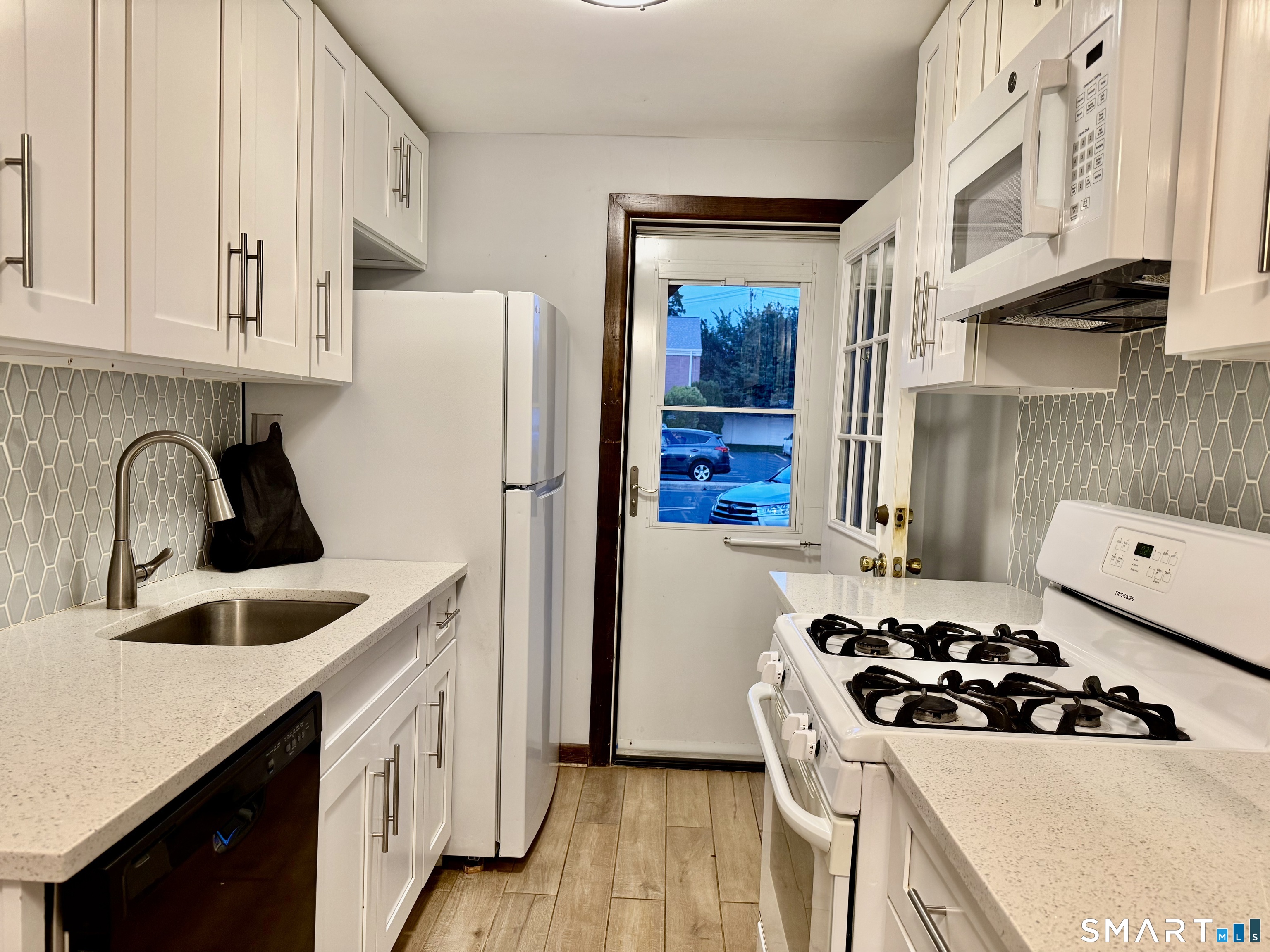 231 Seaton Road, Unit 2 Stamford, CT 06902 - Photo 34 of 39