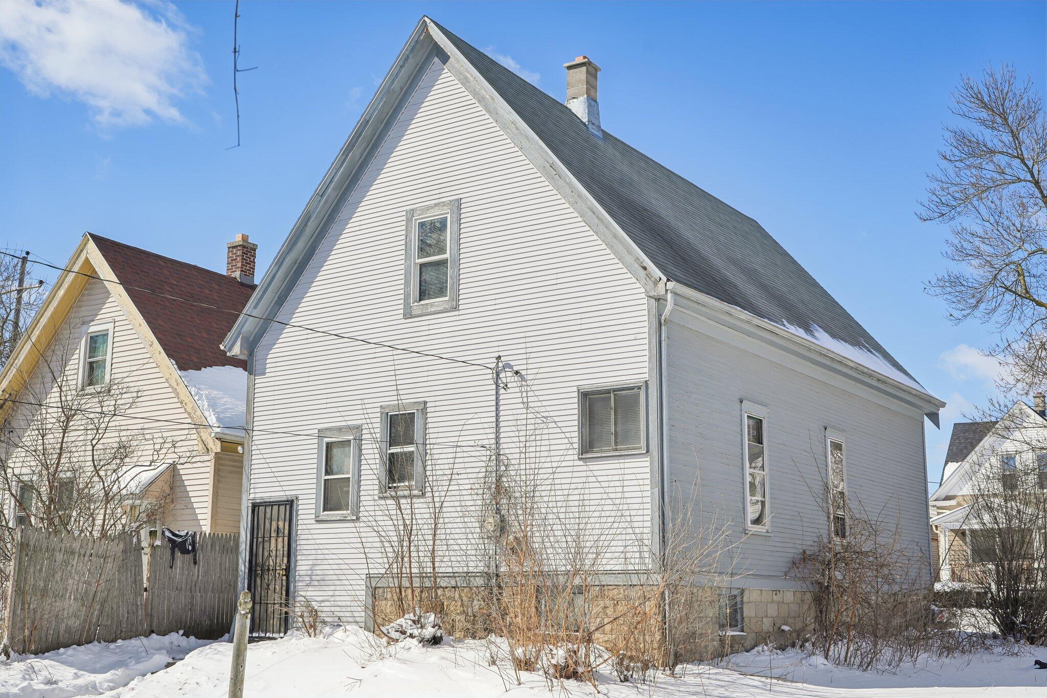 4708 North 36th Street Milwaukee, WI 53209 - Photo 26 of 37 26-web-or-mls-N 36th St-S1803-029