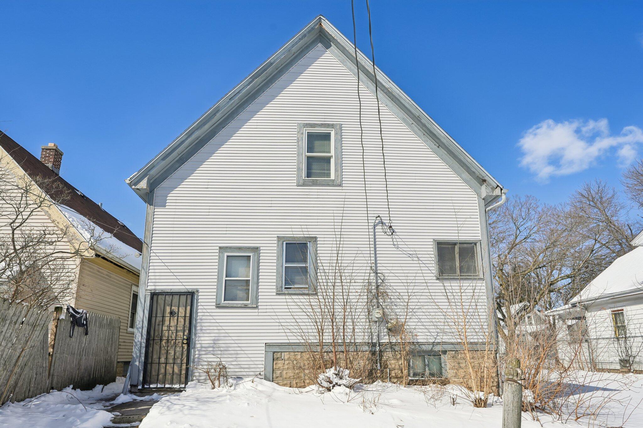 4708 North 36th Street Milwaukee, WI 53209 - Photo 29 of 37 29-web-or-mls-N 36th St-S1803-033