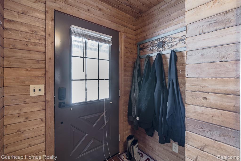 23100 Pratt Road Armada, MI 48005 - Photo 9 of 80