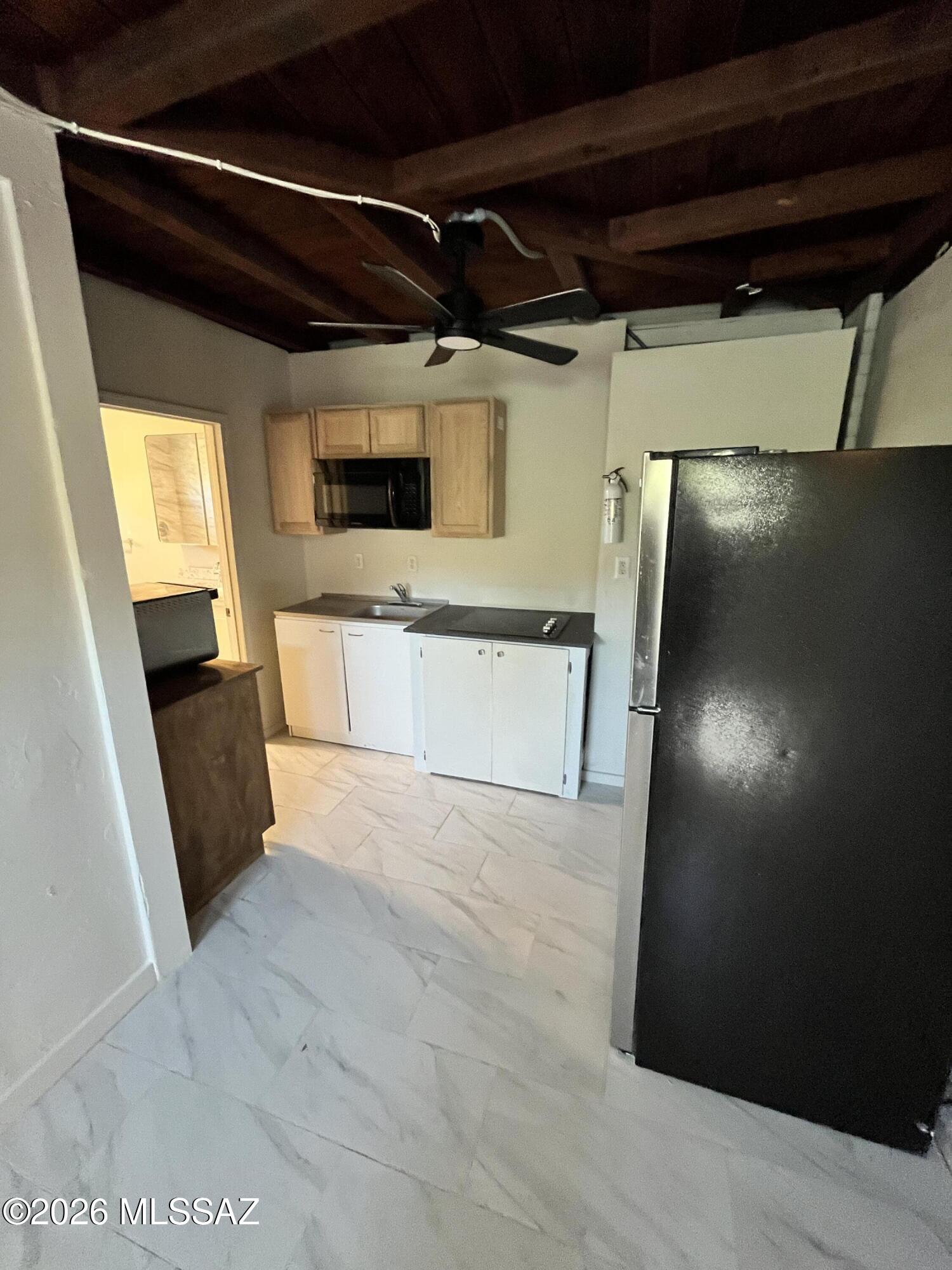 2220 East Grant Road, Unit B Tucson, AZ 85719 - Photo 3 of 11