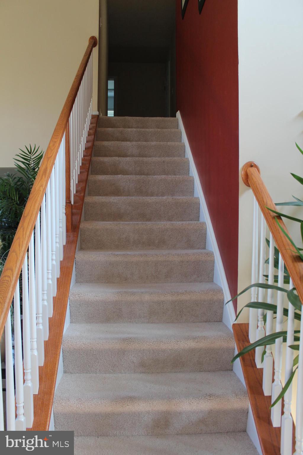 2 Jennifer Court Reading, PA 19608 - Photo 28 of 45 a view of entryway