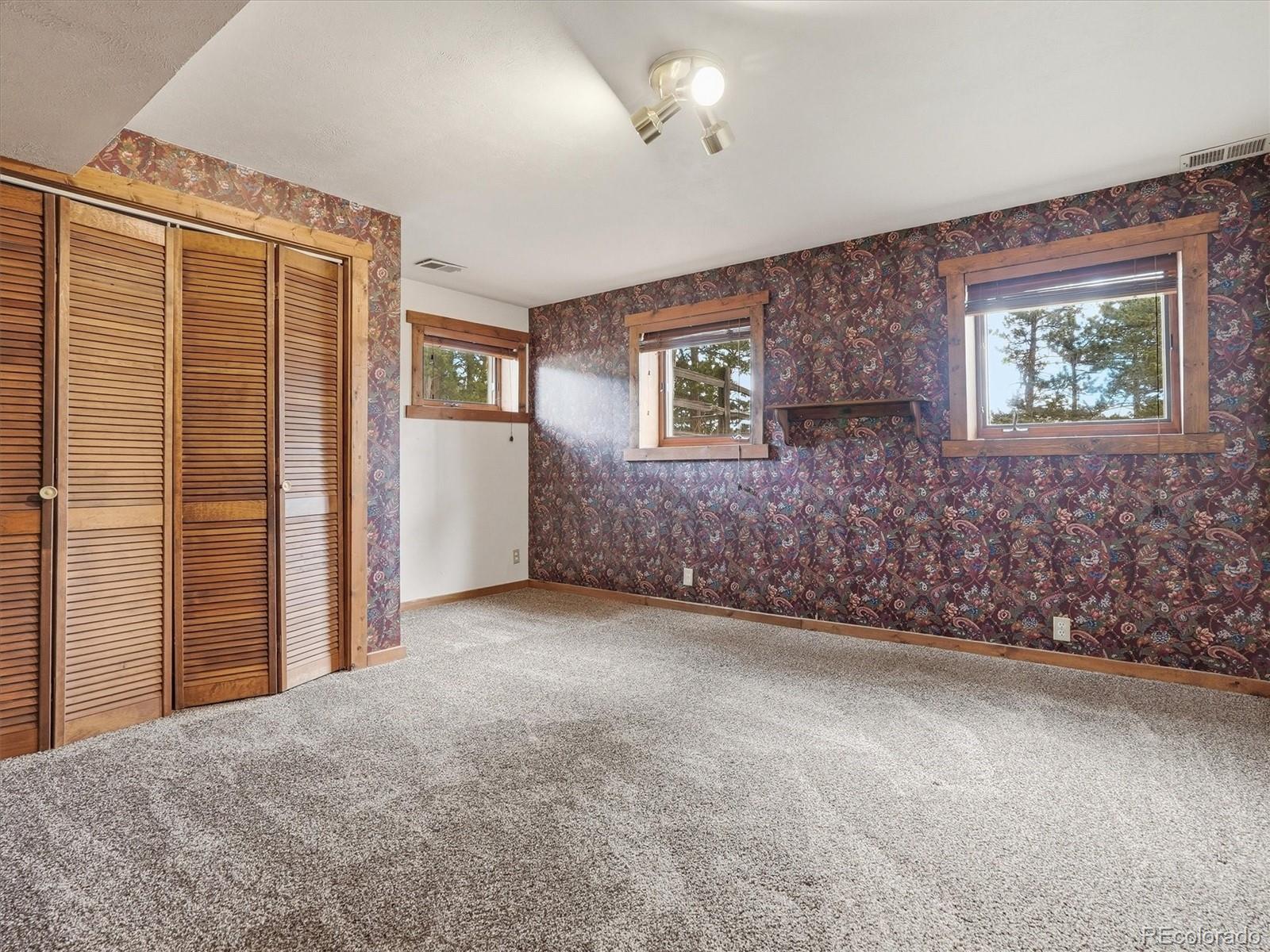 23231 Maricopa Road Indian Hills, CO 80454 - Photo 25 of 40