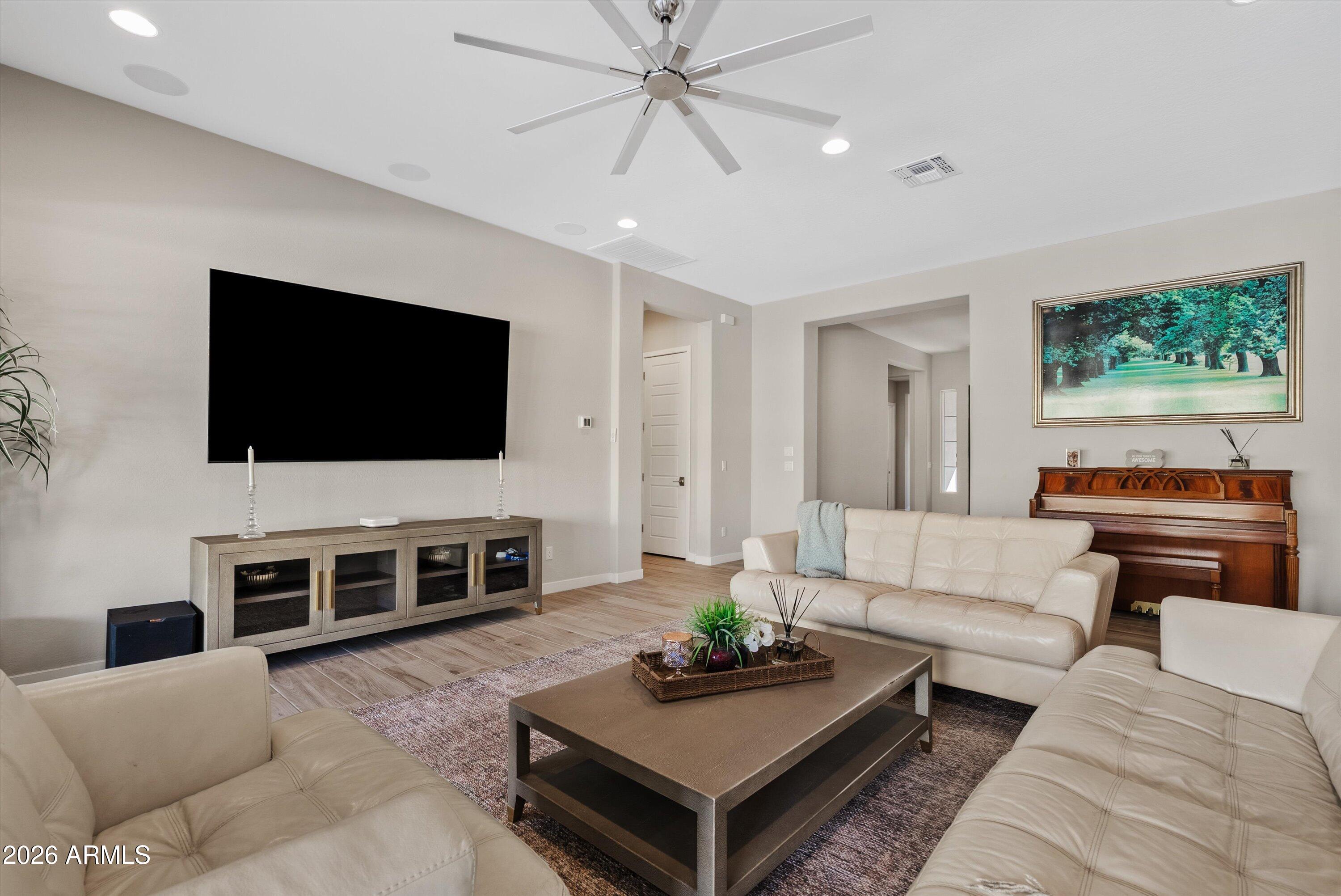 8142 East Jaeger Street Mesa, AZ 85207 - Photo 26 of 59 Great Room