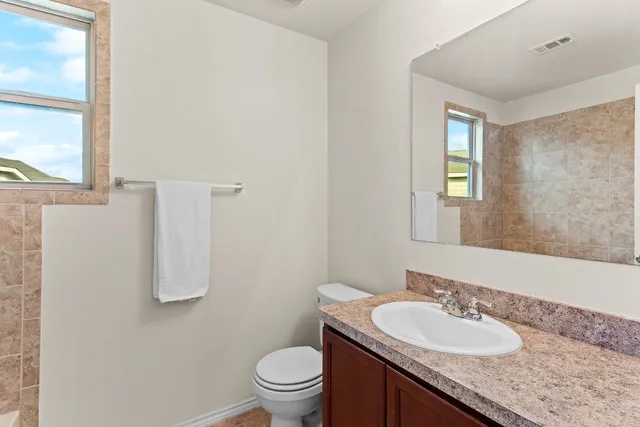 $235,000 | 224 Circle Way, Unit 13E, Jarrell, TX 76537