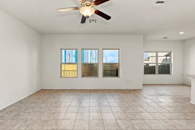 $235,000 | 224 Circle Way, Unit 13E, Jarrell, TX 76537