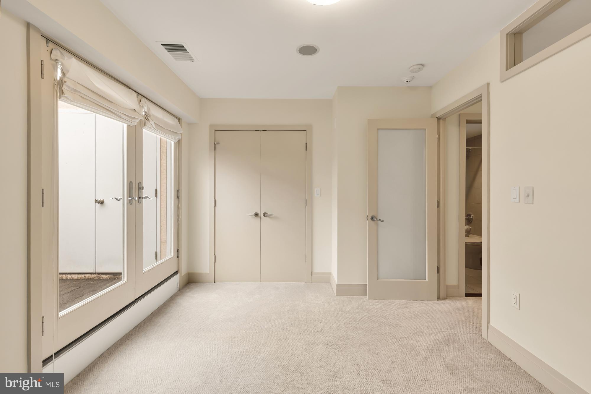 2501 M Street Northwest, Unit 718 Washington, DC 20037 - Photo 17 of 31