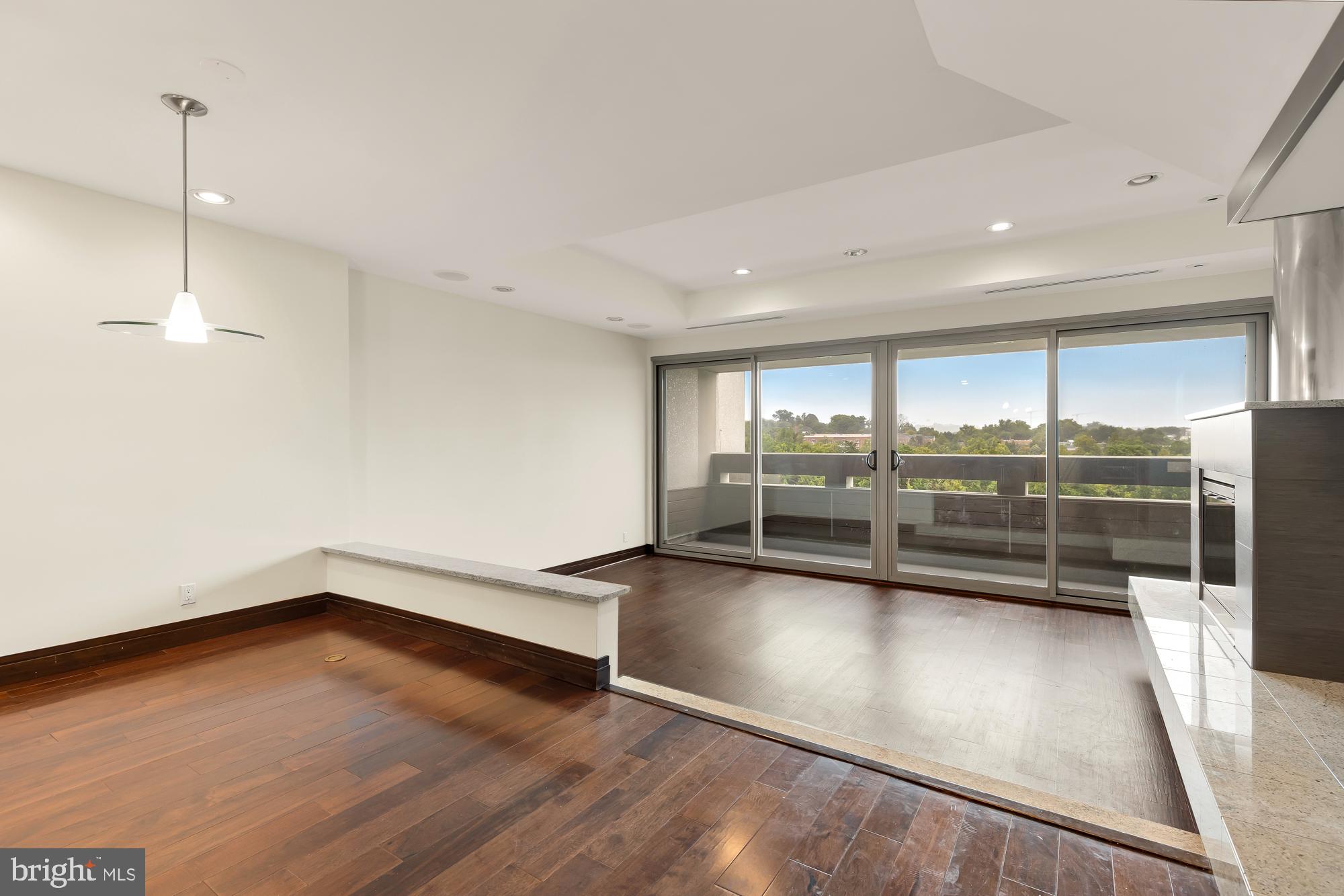 2501 M Street Northwest, Unit 718 Washington, DC 20037 - Photo 5 of 31