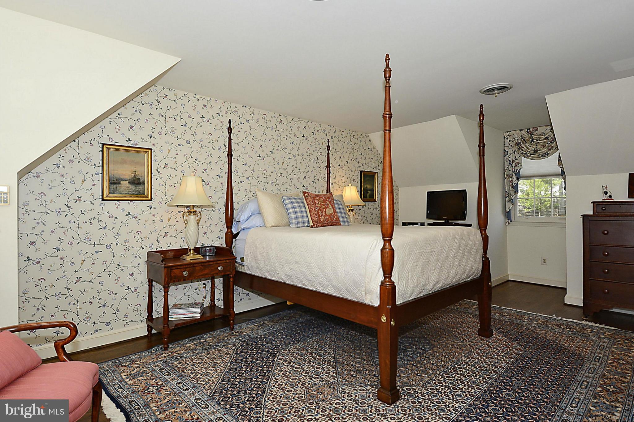12514 Pennyfield Lock Road Potomac, MD 20854 - Photo 16 of 30 Elegant Bedroom (Master)
