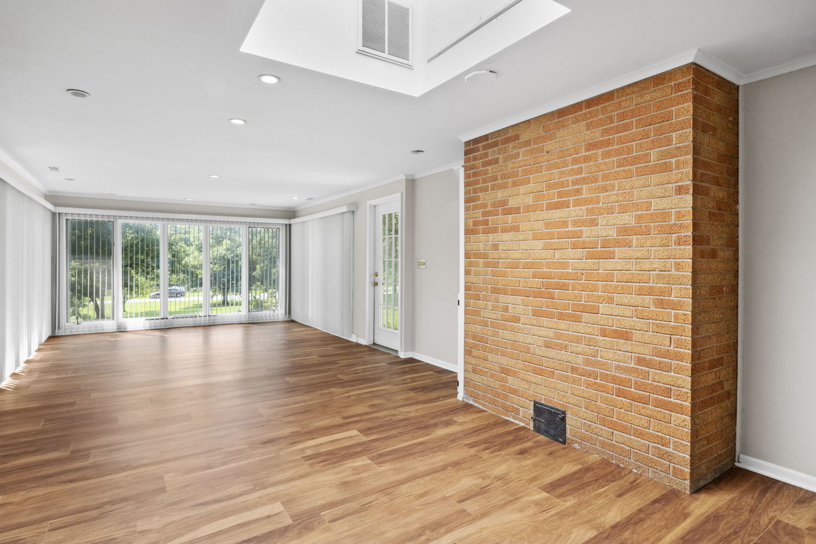 12222 Rambling Road Homer Glen, IL 60491 - Photo 15 of 37 Gallery Image 15