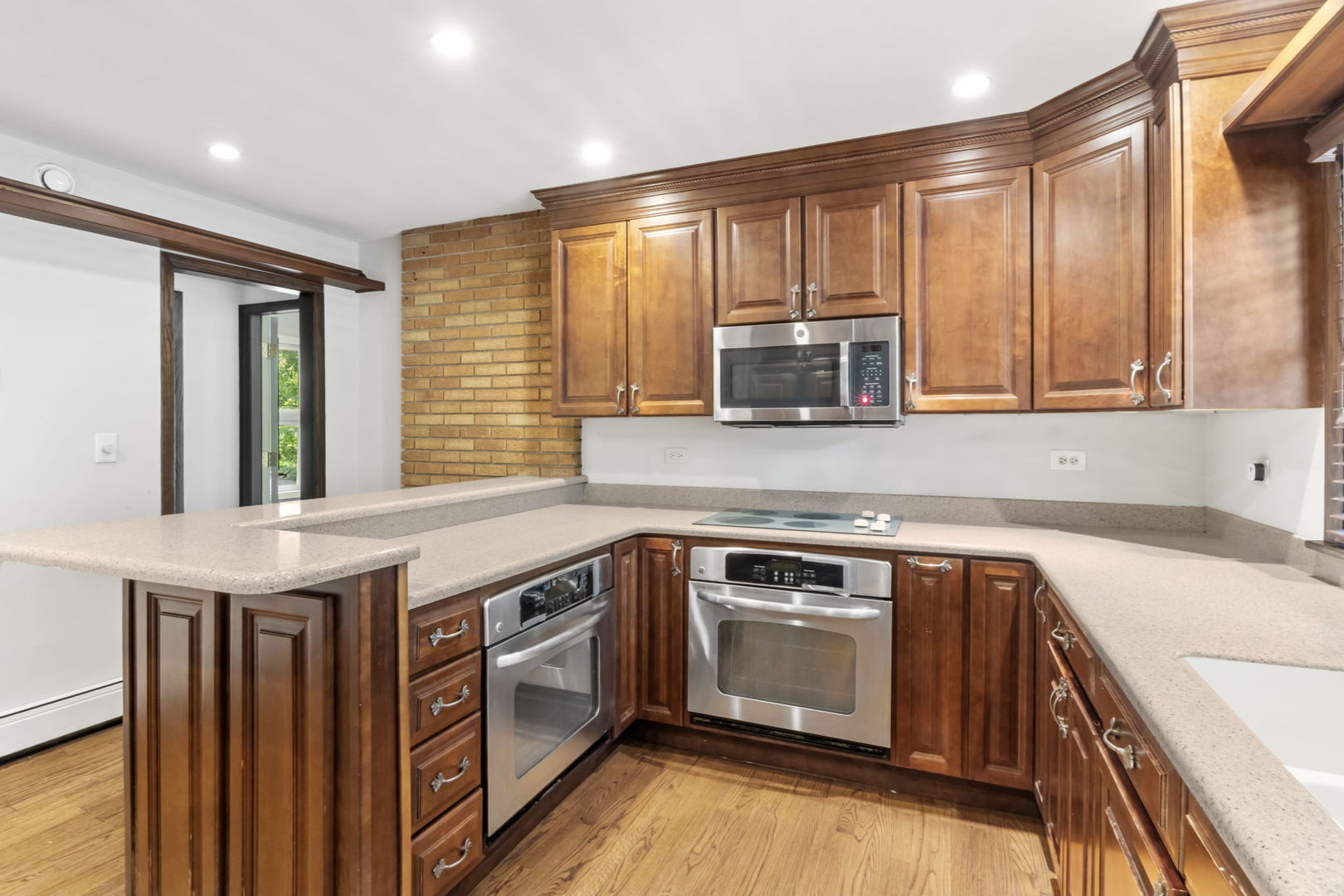 12222 Rambling Road Homer Glen, IL 60491 - Photo 9 of 37 Gallery Image 9