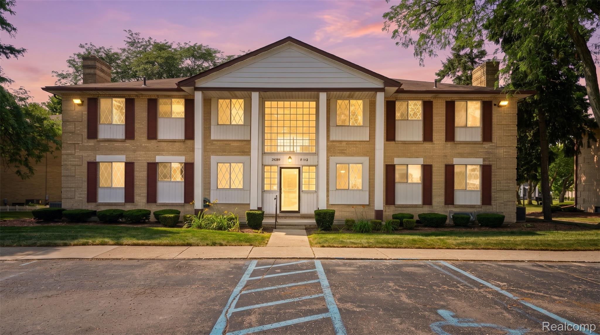 29289 Hayes Road, Unit F10 Warren, MI 48088 - Photo 2 of 40 02_Twilight.jpg