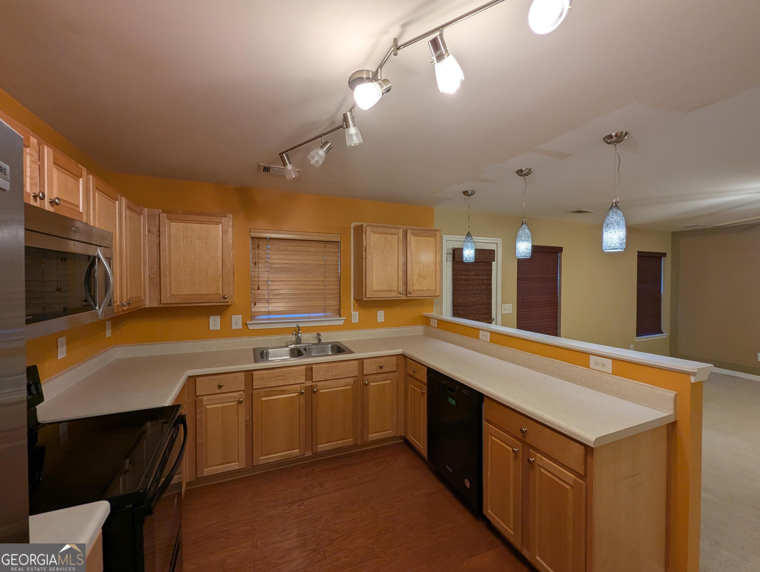 2475 Sheldon Place Cumming, GA 30040 - Photo 10 of 28