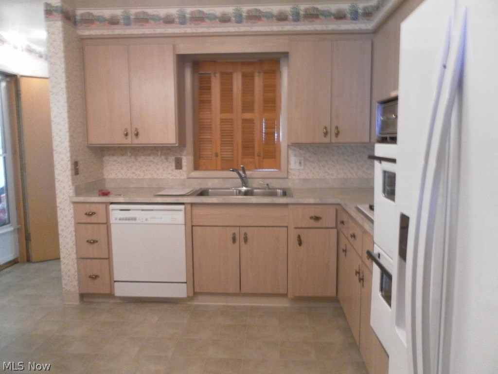 6271 Fairhaven Road Cleveland, OH 44124 - Photo 7 of 16