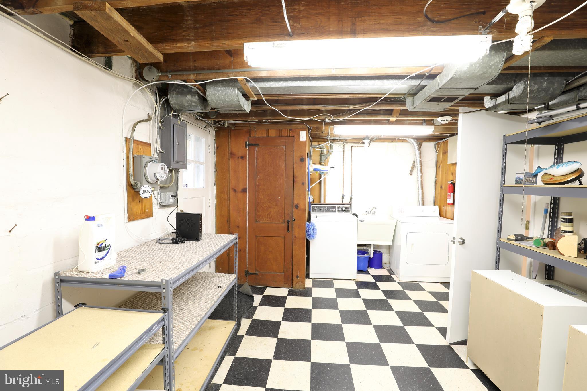 6420 Blenheim Road Baltimore, MD 21212 - Photo 14 of 19 Lower Level Utility Room)