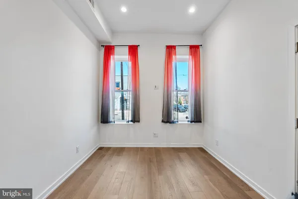 $1,900 | 2526 West Girard Avenue, Unit 1, Philadelphia, PA 19130