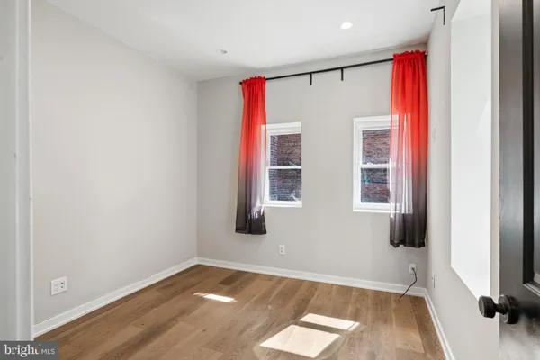 $1,900 | 2526 West Girard Avenue, Unit 1, Philadelphia, PA 19130
