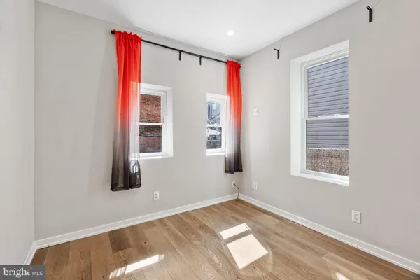 $1,900 | 2526 West Girard Avenue, Unit 1, Philadelphia, PA 19130