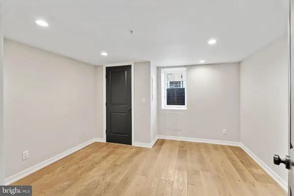 $1,900 | 2526 West Girard Avenue, Unit 1, Philadelphia, PA 19130