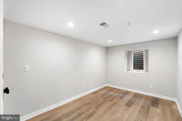 $1,900 | 2526 West Girard Avenue, Unit 1, Philadelphia, PA 19130