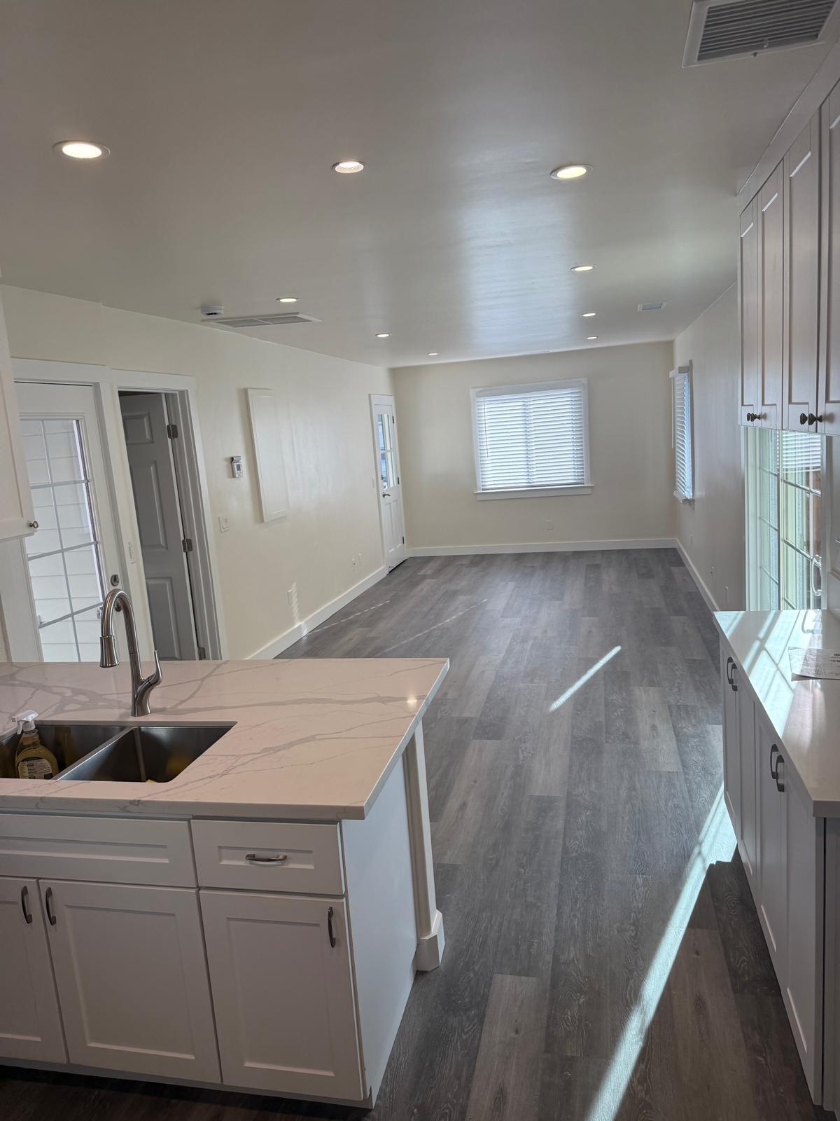 4946 8th Street, Unit B Carpinteria, CA 93013 - Photo 16 of 20 a bathroom with a sink and a mirror